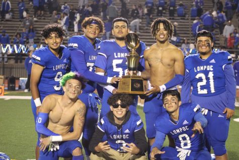 The Lompoc Braves, despite the losses, had a fun season! Coming back from Covid quarantine, the boys embraced every moment back on the field. 